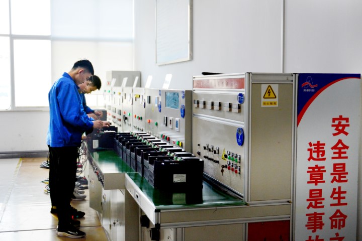 變頻器廠家 | 變頻器罷工不用換新？變 ...